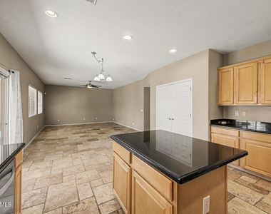 1433 E Canyon Creek Drive - Photo Thumbnail 16