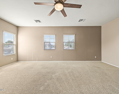 1433 E Canyon Creek Drive - Photo Thumbnail 19