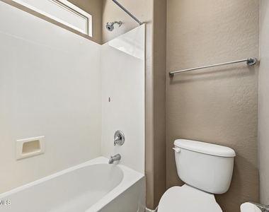 1433 E Canyon Creek Drive - Photo Thumbnail 29