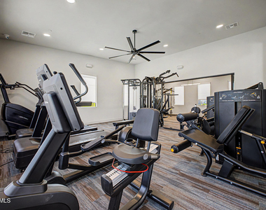 2121 W Sonoran Desert Drive - Photo Thumbnail 39