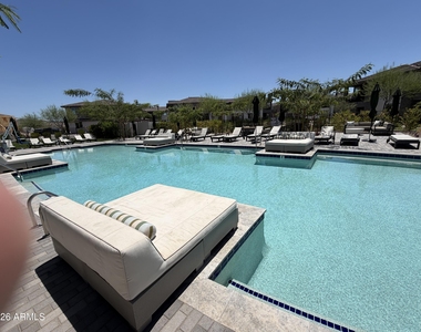 2121 W Sonoran Desert Drive - Photo Thumbnail 44