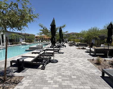 2121 W Sonoran Desert Drive - Photo Thumbnail 42