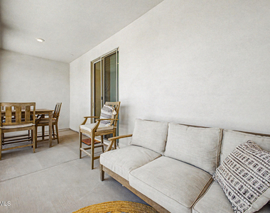 2121 W Sonoran Desert Drive - Photo Thumbnail 26