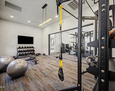 2121 W Sonoran Desert Drive - Photo Thumbnail 38