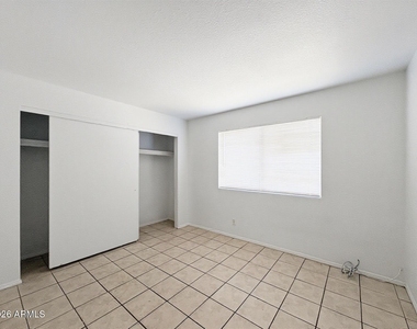 10820 N 16th Avenue - Photo Thumbnail 15