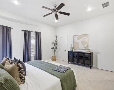 3200 Ross Avenue - Photo Thumbnail 26