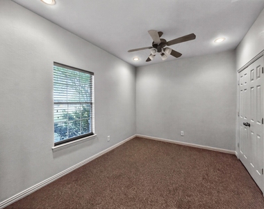 1255 Vineyard Road - Photo Thumbnail 9
