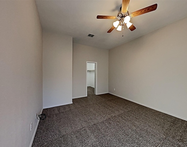 10129 Blue Bell Drive - Photo Thumbnail 10