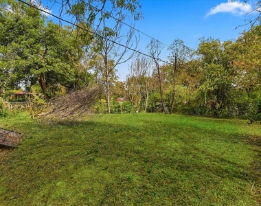 2842 Harlandale Avenue - Photo Thumbnail 14