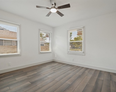 2324 Prichard Lane - Photo Thumbnail 18