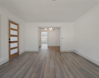 2324 Prichard Lane - Photo Thumbnail 5