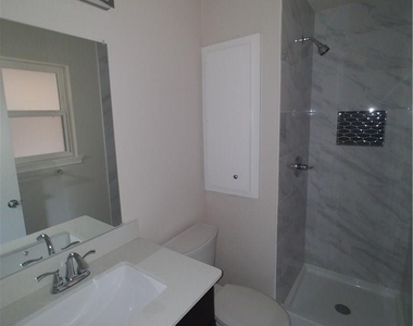 333 Hilltop Lane - Photo Thumbnail 7