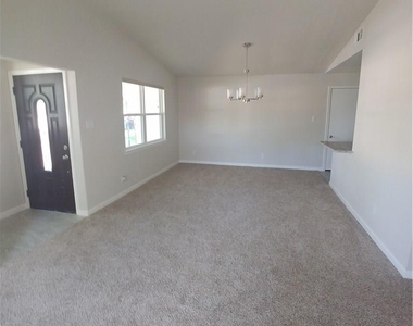 333 Hilltop Lane - Photo Thumbnail 1