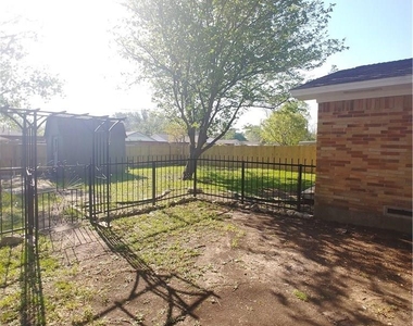 333 Hilltop Lane - Photo Thumbnail 14