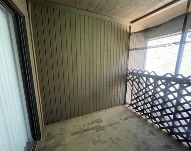 657 Ruidosa Avenue - Photo Thumbnail 12