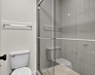 610 E Texas Street - Photo Thumbnail 19