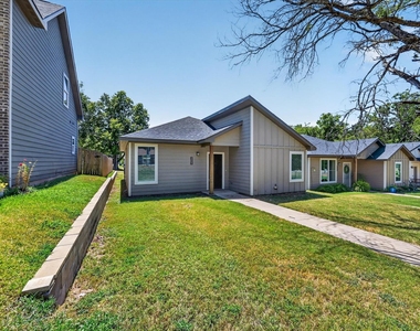 610 E Texas Street - Photo Thumbnail 24