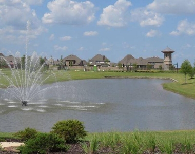 1716 Everitt Trail - Photo Thumbnail 7