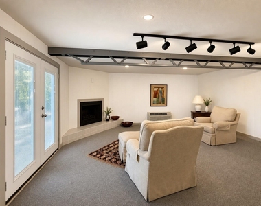 3401 Hanover Lane - Photo Thumbnail 22