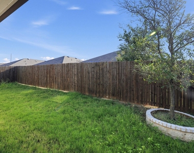 116 Sir Barton Lane - Photo Thumbnail 18