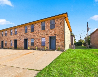 8108 Foxfire Lane - Photo Thumbnail 16