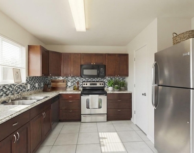 7217 Autumn Glen Drive - Photo Thumbnail 8