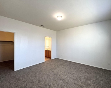 2340 Senepol Way - Photo Thumbnail 7