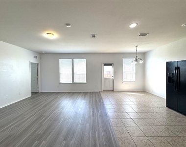 2340 Senepol Way - Photo Thumbnail 1