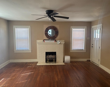 3355 S 4th Street - Photo Thumbnail 2