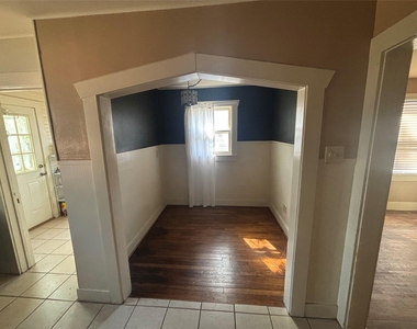 3355 S 4th Street - Photo Thumbnail 5