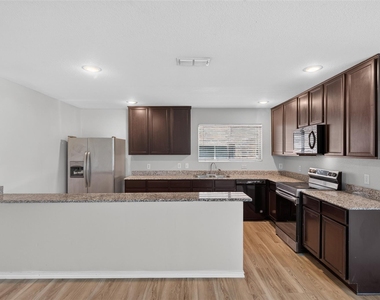 6341 Bollard Drive - Photo Thumbnail 7