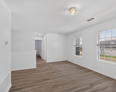 6341 Bollard Drive - Photo Thumbnail 16