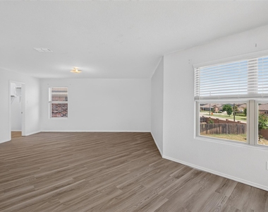 6341 Bollard Drive - Photo Thumbnail 20