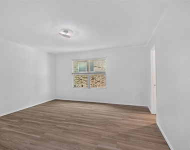 6341 Bollard Drive - Photo Thumbnail 26