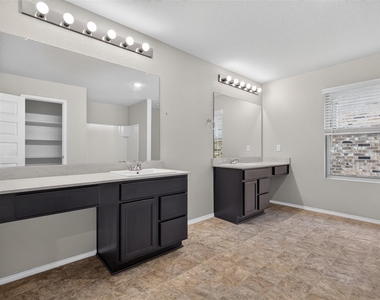 6341 Bollard Drive - Photo Thumbnail 21