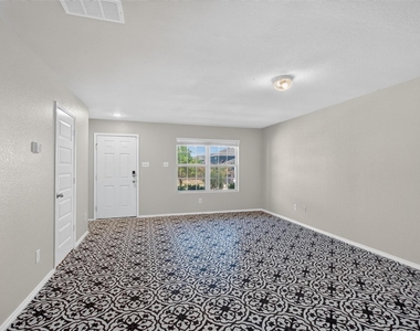 6341 Bollard Drive - Photo Thumbnail 2