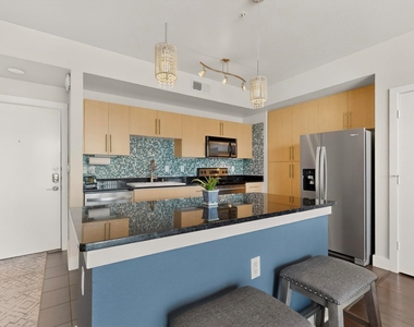 4605 Cedar Springs Road - Photo Thumbnail 13