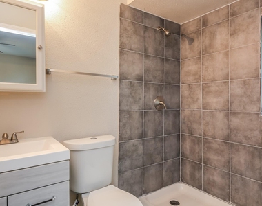 7640 Ryanridge Drive - Photo Thumbnail 12