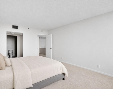 6845 Willow Wood Drive - Photo Thumbnail 14