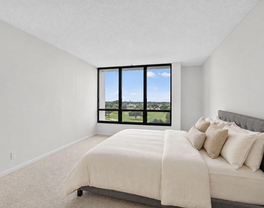 6845 Willow Wood Drive - Photo Thumbnail 13