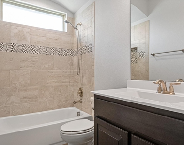 821 Falcon Road - Photo Thumbnail 16