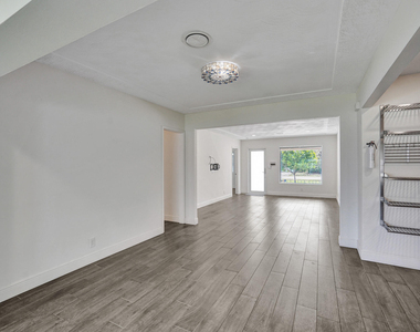 4309 Johnson Street - Photo Thumbnail 22