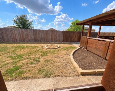 712 Ben Lake Trail - Photo Thumbnail 24
