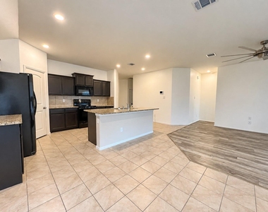 712 Ben Lake Trail - Photo Thumbnail 6
