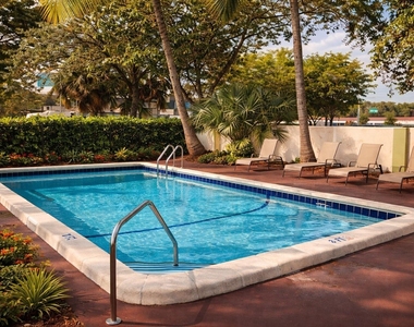 3305 Nw 101st Avenue - Photo Thumbnail 8