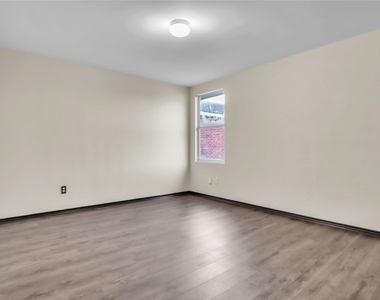 3825 Irish Setter Drive - Photo Thumbnail 27