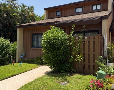 4291 S Pine Island Road - Photo Thumbnail 14