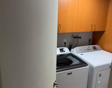 4291 S Pine Island Road - Photo Thumbnail 10