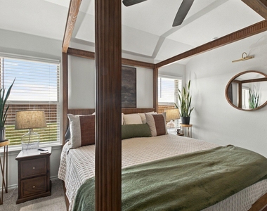 1602 Callaway Drive - Photo Thumbnail 21