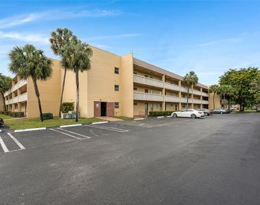 6091 Nw 61st Avenue - Photo Thumbnail 14